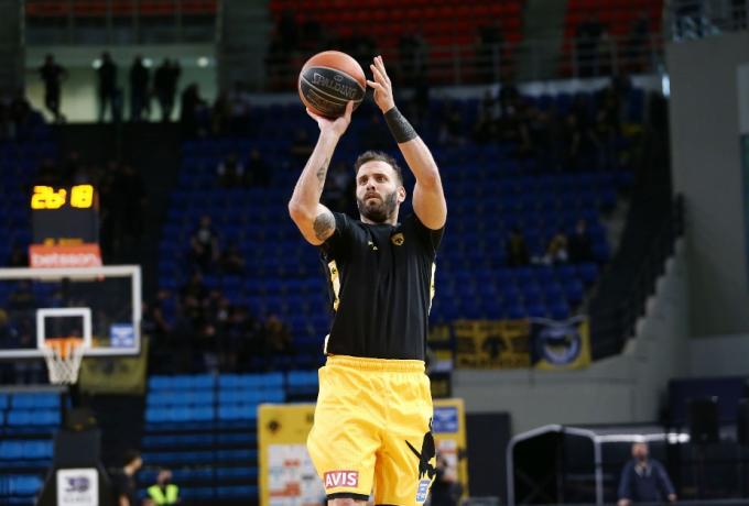 AEK: Εκτός ομάδας ο Παππάς, επεισόδιο με Σεγκούρα