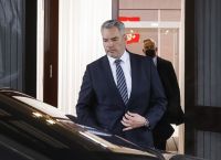 Νεχάμερ: Η πρώτη επίσκεψη Ευρωπαίου ηγέτη στη Μόσχα – Τι είπε με Πούτιν Νεχάμερ: Η πρώτη επίσκεψη Ευρωπαίου ηγέτη στη Μόσχα – Τι είπε με Πούτιν