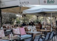 Καλοκαίρι ελευθερίας: Άρση μέτρων σε 2 φάσεις – Ο οδικός χάρτης