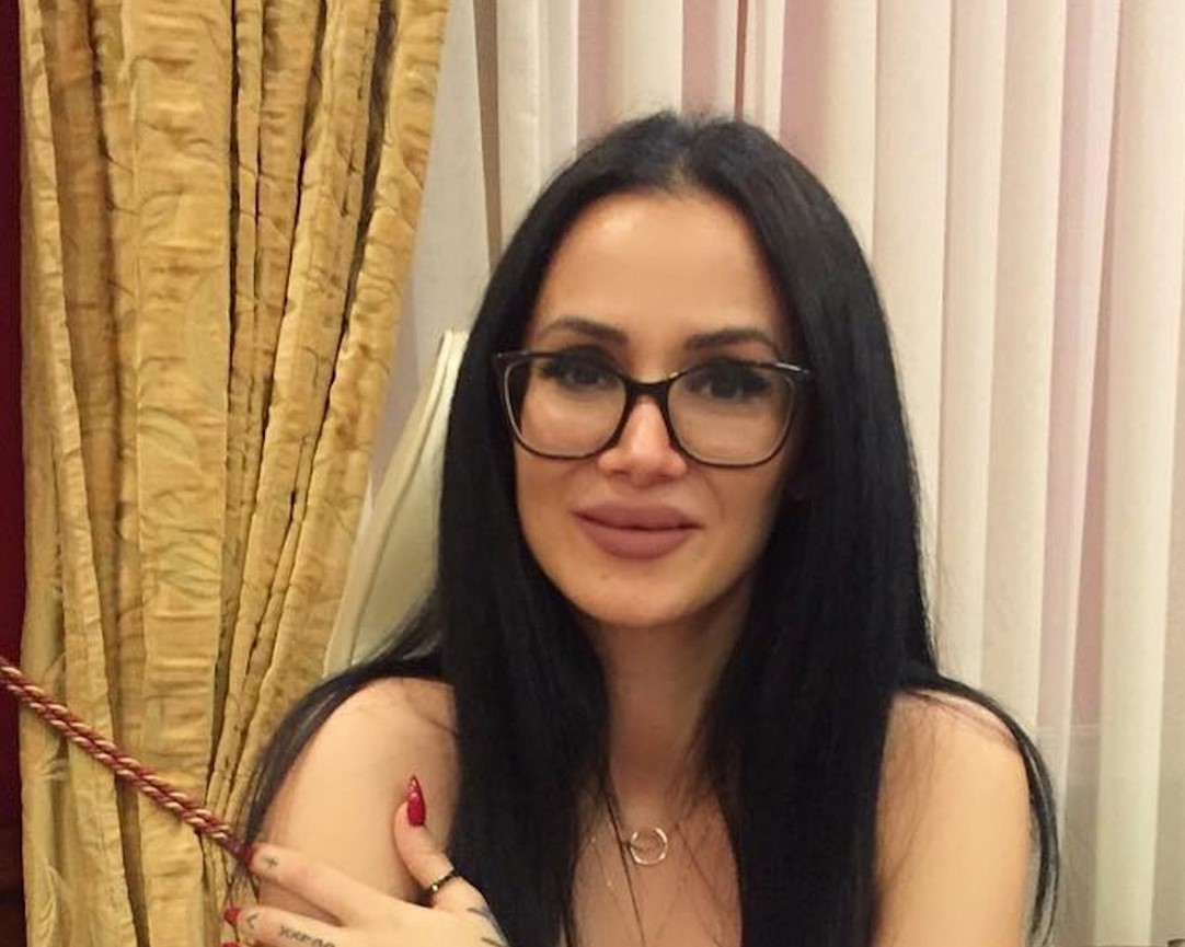Χριστίνα Ορφανίδου: Η φωτογραφία που ανέβασε χωρίς εσώρουχο προκαλεί εμφράγματα