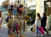 Πάσχα: Το ωράριο των καταστημάτων τη Μεγάλη Παρασκευή