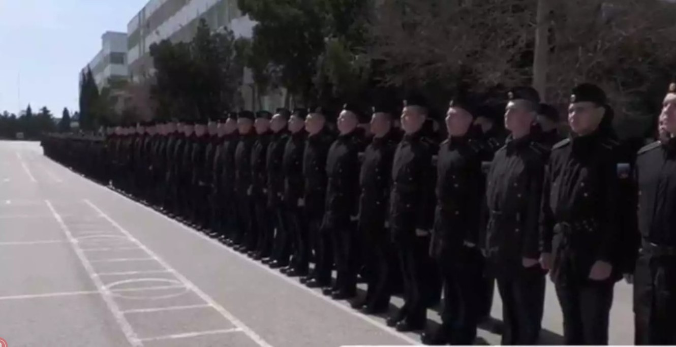 Μυστήριο με το Moskva: Η Ρωσία εμφάνισε τους ναύτες του στη Σεβαστούπολη