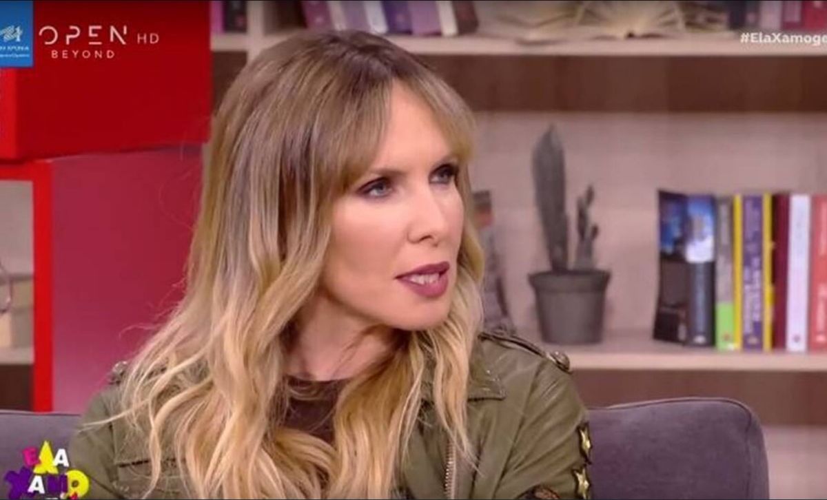 Εβελίνα Παπούλια: Η καυτή εμφάνιση με το μικροσκοπικό μαγιό τρέλανε κόσμο
