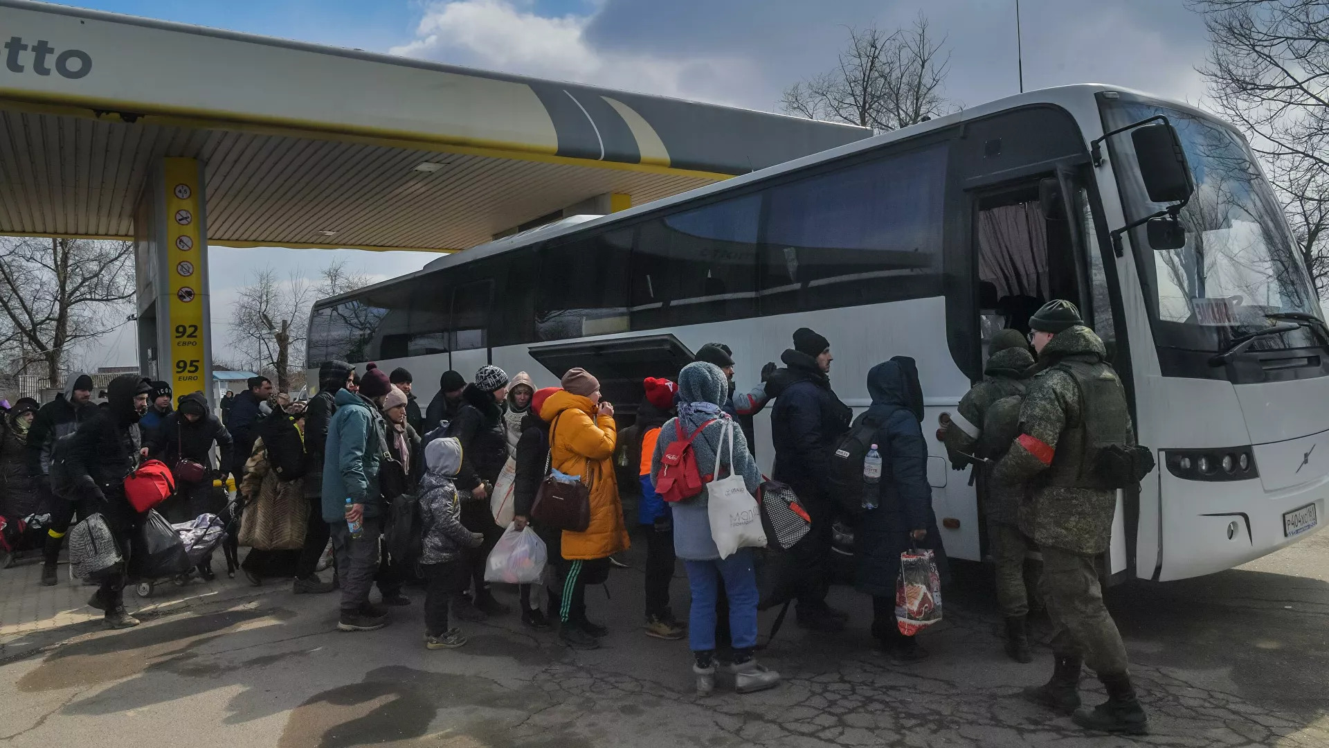 Ουκρανία: Πιθανόν θα ανοίξει διάδρομος για την απομάκρυνση αμάχων από τη Μαριούπολη