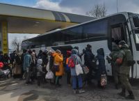 Μπορέλ: Θηριωδίες σε βάρος αμάχων στη Μαριούπολη