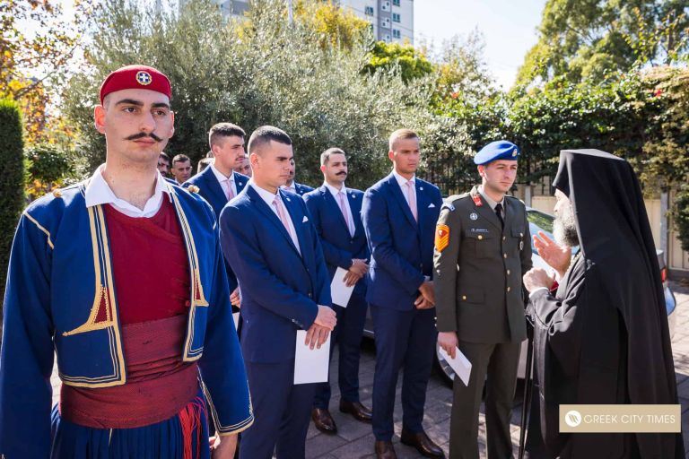Greece’s famous Evzones meet with Archbishop Makarios in Melbourne