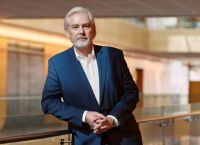Jacek Olczak (Philip Morris): Μετά από πολλές προκλήσεις έγινε η μετάβαση σε προϊόντα χωρίς καπνό