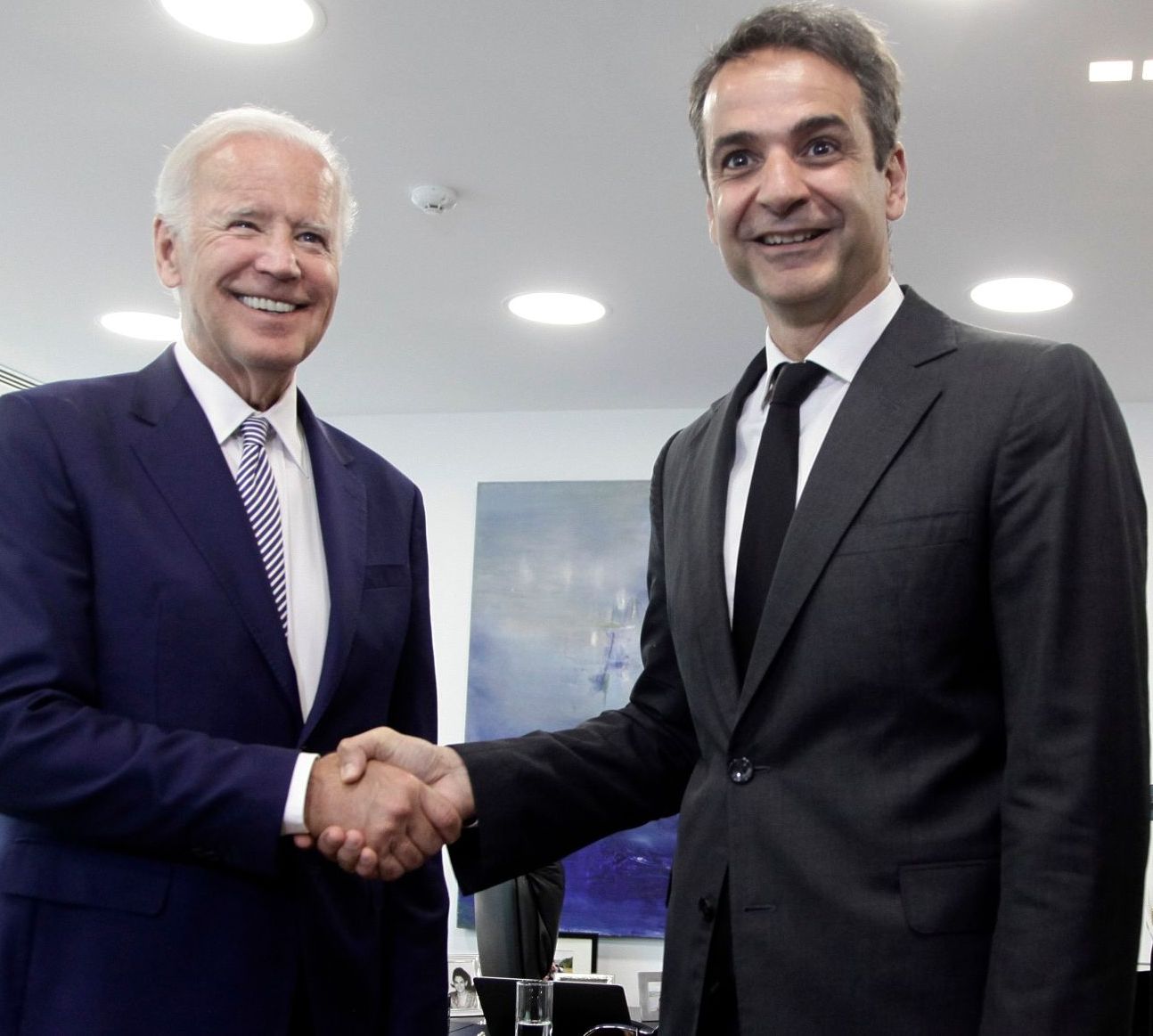 Συνάντηση Μητσοτάκη – Μπάιντεν: Η ατζέντα των συζητήσεων