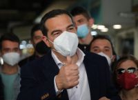 ΤikTok: Κατέβηκε το βίντεο Τσίπρα για το Πάσχα