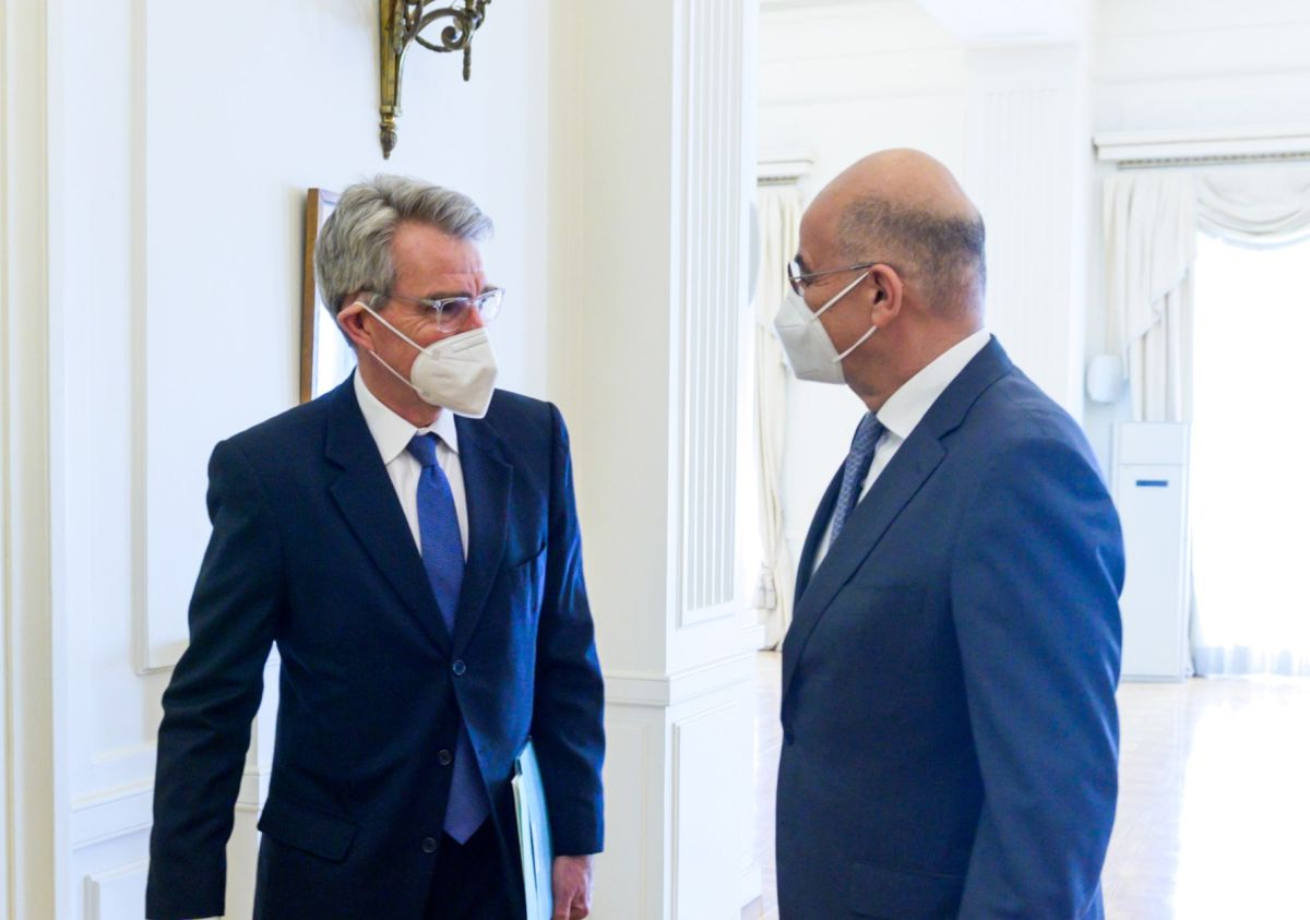 Δένδιας Πάιατ: Ο πρέσβης των ΗΠΑ στην Ελλάδα επικοινώνησε μετά την ανθρωπιστική αποστολή για την Οδησσό