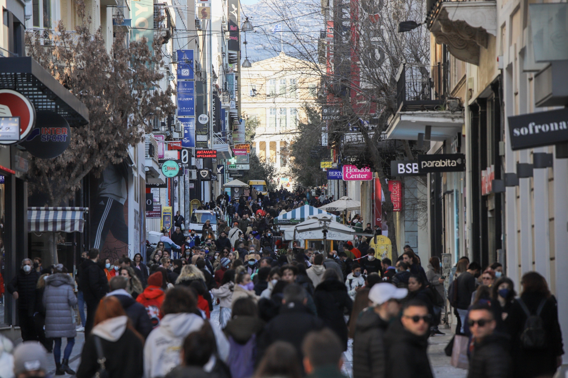 Επίδομα ακρίβειας: Πότε και σε ποιους θα δοθεί η ενίσχυση 200 ευρώ