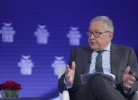 Ρέγκλινγκ στο Φόρουμ των Δελφών: Το ελληνικό χρέος είναι βιώσιμο