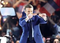 Εκλογές στη Γαλλία: Κανείς δεν είδε θρίαμβο, αλλά ούτε και… χάος – Πως σχολίασε ο Τύπος το αποτέλεσμα
