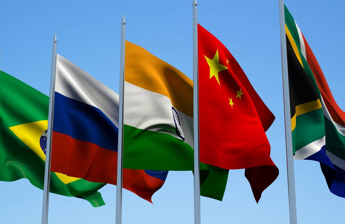 Τις χώρες της BRICS καλεί η Ρωσία για επέκταση χρήσης των εθνικών νομισμάτων