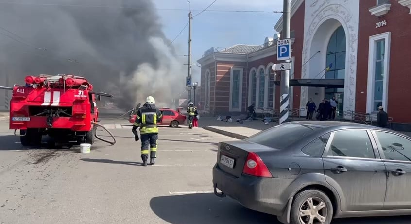 Ο σταθμός Κραματόρσκ της Ουκρανίας συνετρίβη από τους Ρώσους με πυρομαχικά Tochka-U