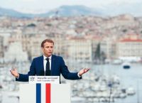 Γαλλία: Aυξήσεις μισθών πέρα από κρατισμούς Γαλλία: Aυξήσεις μισθών πέρα από κρατισμούς