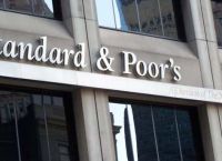 Standard & Poor’s brings Greece one notch from investment grade