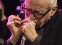 Toots Thielemans: H Google τον τιμά με ένα ξεχωριστό Doodle Toots Thielemans: H Google τον τιμά με ένα ξεχωριστό Doodle