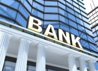 Handelsblatt: Οι ελληνικές τράπεζες απειλούνται με νέα μη εξυπηρετούμενα δάνεια