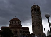 Ηλεία: Έκλεψαν τα τάματα και 5 τενεκέδες λάδι από ναό [pic]