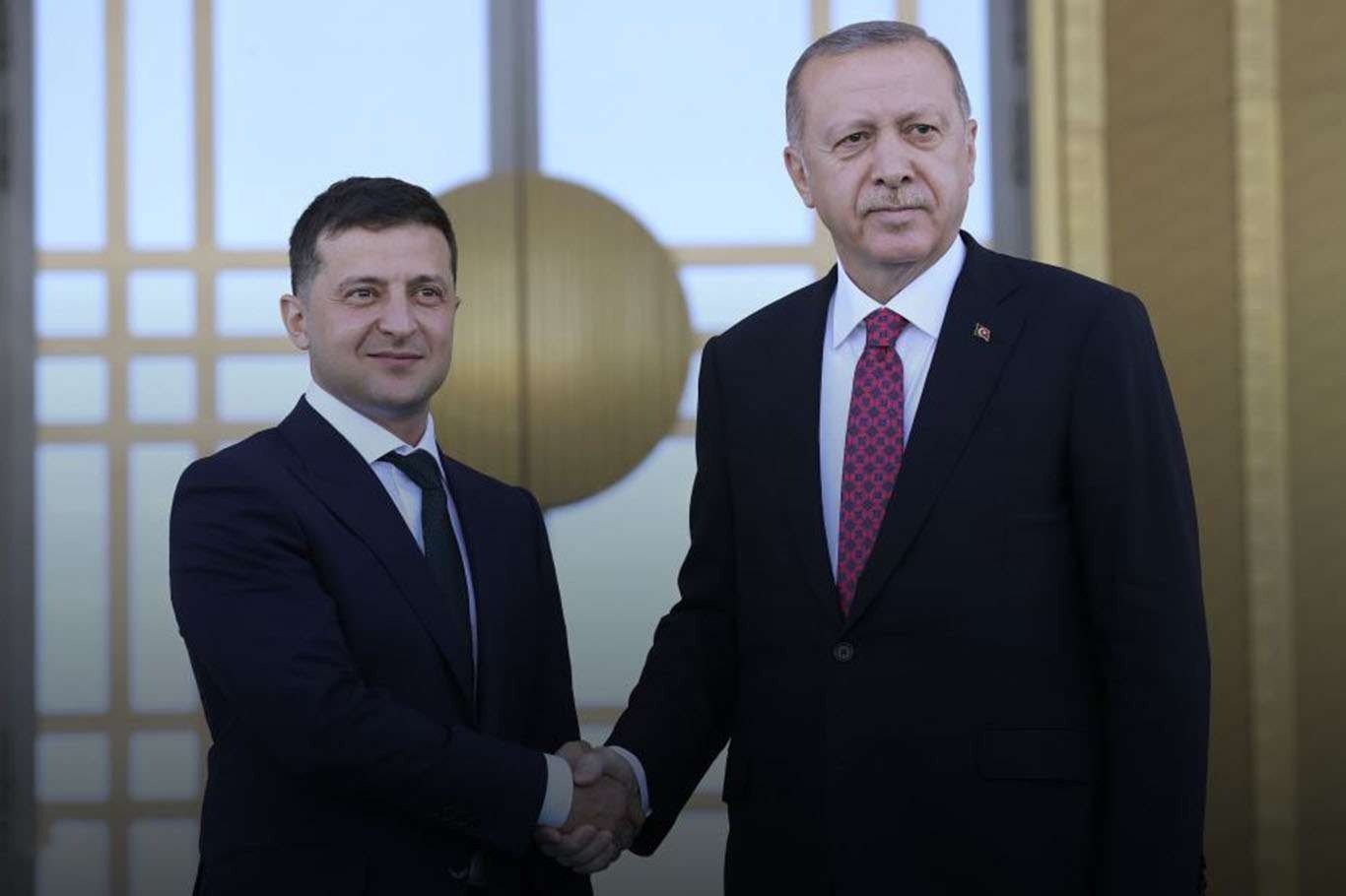 Ερντογάν προς Ζελένσκι: “Η Τουρκία θα παράσχει βοήθεια στη διαπραγματευτική διαδικασία Ουκρανίας και Ρωσίας”
