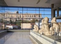 Acropolis Museum: Switched to Summer schedule