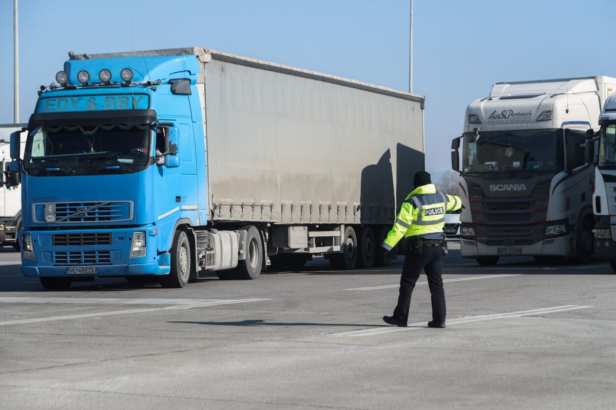 Πάσχα: Απαγόρευση κυκλοφορίας των φορτηγών άνω των 3,5 τόνων