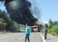 Φωτιά σε λεωφορείο στον Μπράλο Φθιώτιδας