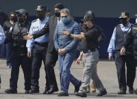 Στις ΗΠΑ για να δικαστεί ο  πρώην πρόεδρος της Ονδούρας Ερνάντες