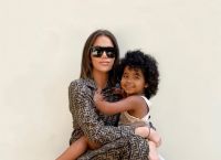Οργή του κόσμου για τις Kardashians έμπαιναν στα παιχνίδια στη Disneyland μόνες τους