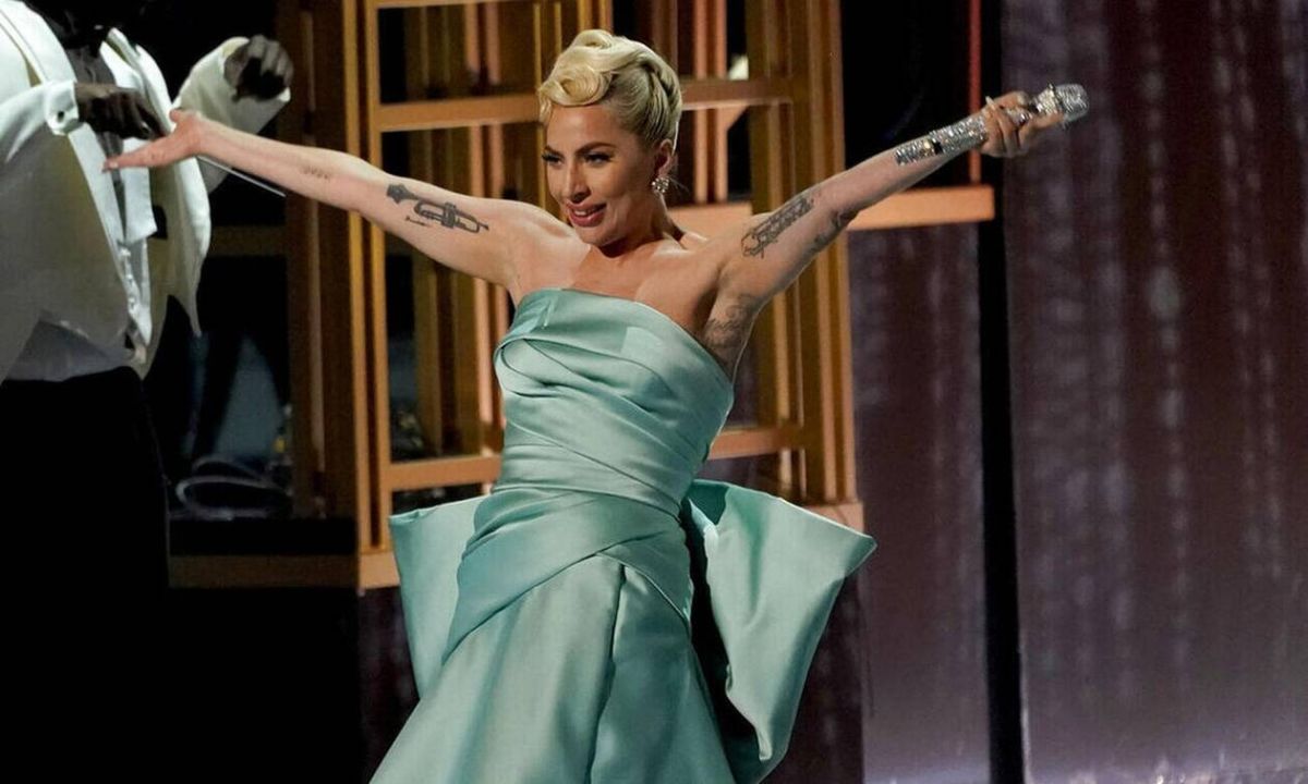 Grammys 2022: Οι μεγάλοι νικητές της βραδιάς αναμεσά τους Ολίβια Ροντρίγκο, Silk Sonic και Τζον Μπατίστ
