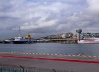 Πειραιάς: Μάχη για τη ζωή του δίνει 5χρονο κοριτσάκι Πειραιάς: Μάχη για τη ζωή του δίνει 5χρονο κοριτσάκι