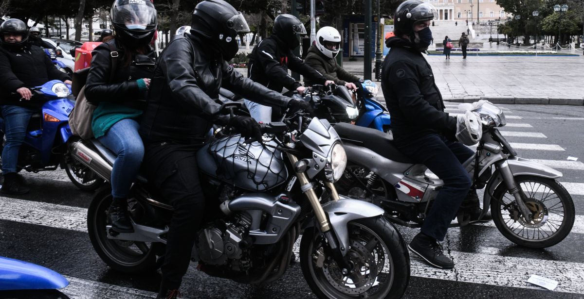 Ανησυχία της πρεσβεία της Ουκρανίας στην Ελλάδα για αυτοκινητοπορεία κατά της «ρωσοφοβίας»