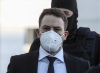 Γλυκά Νερά: Ξέσπασε σε κλάμματα ο Μπάμπης Αναγνωστόπουλος