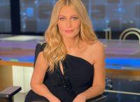 Νατάσα Θεοδωρίδου: Πάει βόλτα την Ελλάδα στην Times Square της Νέας Υόρκης
