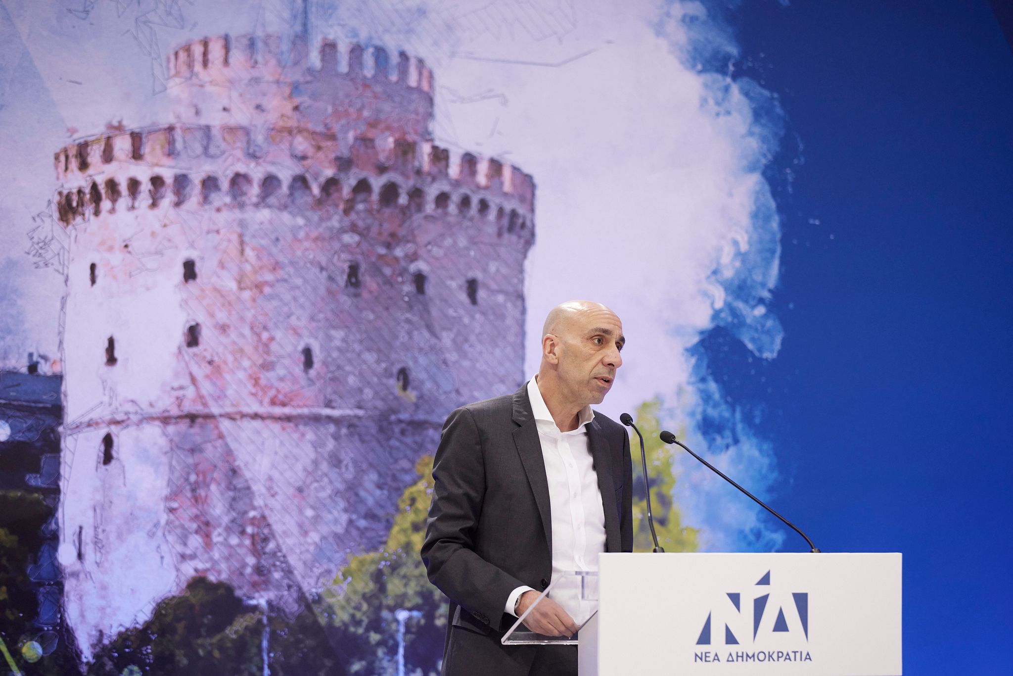 Γιάννης Μπρατάκος στο προσυνέδριο: Από το 2019 μέχρι σήμερα η Ελλάδα έχτισε ένα νέο προφίλ