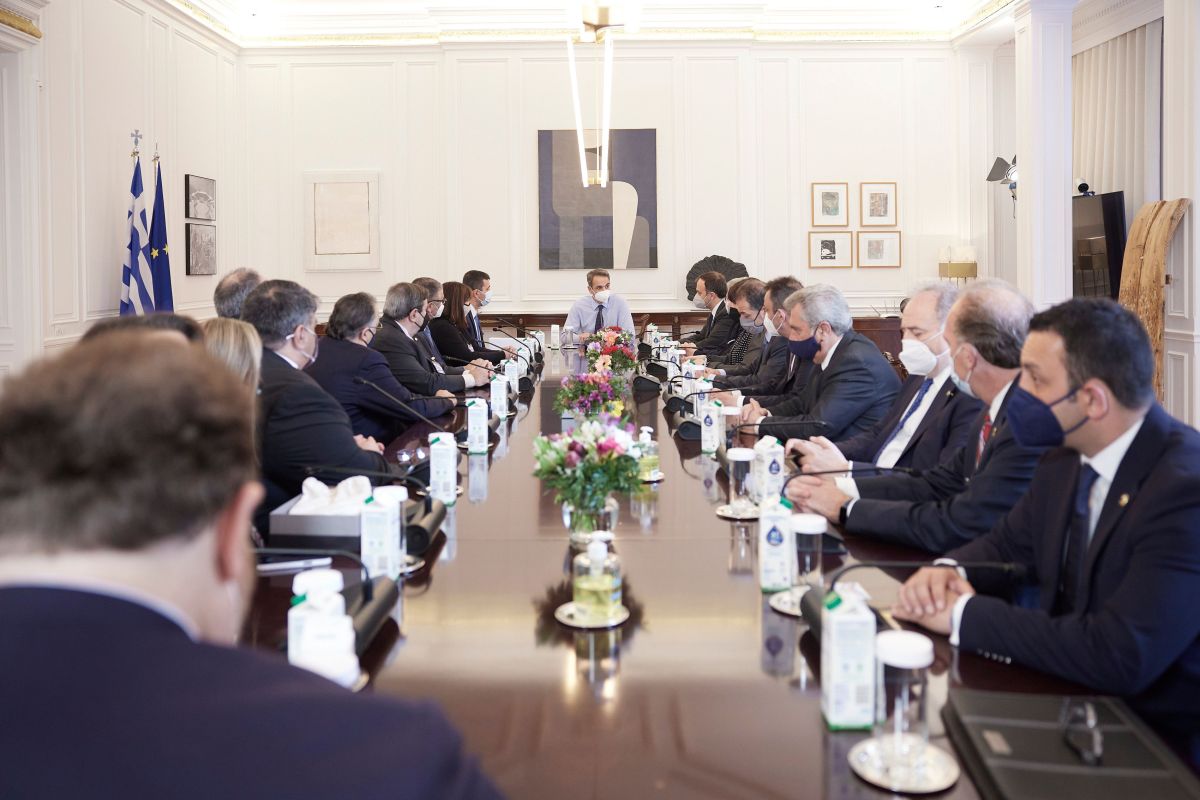 Μητσοτάκης με τους AHEPA: Επί τάπητος η συνεισφορά της οργάνωσης στις ελληνοαμερικανικές σχέσεις