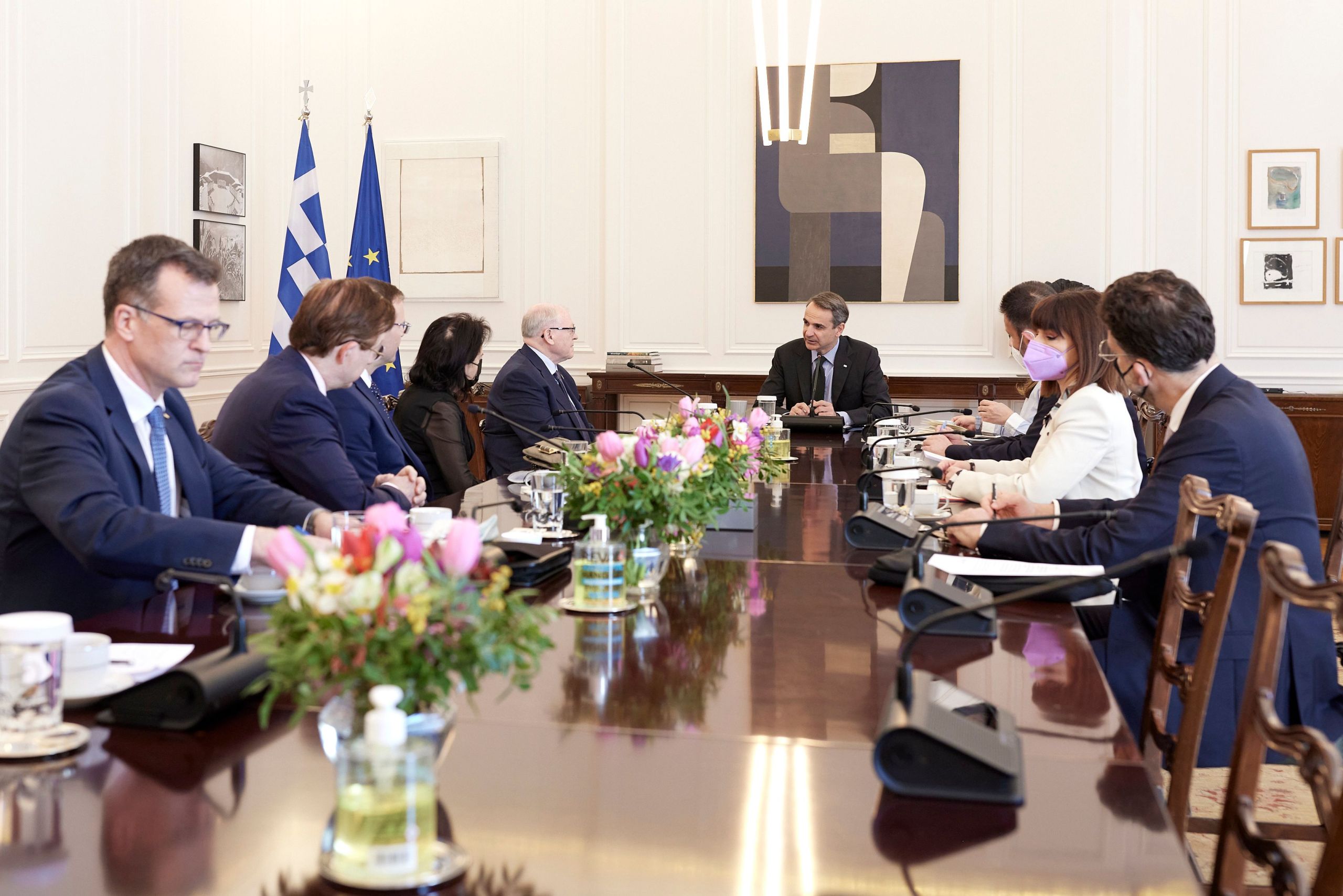 Συνάντηση του Πρωθυπουργού με τον Πρόεδρο της Γερουσίας του Καναδά και αντιπροσωπεία γερουσιαστών