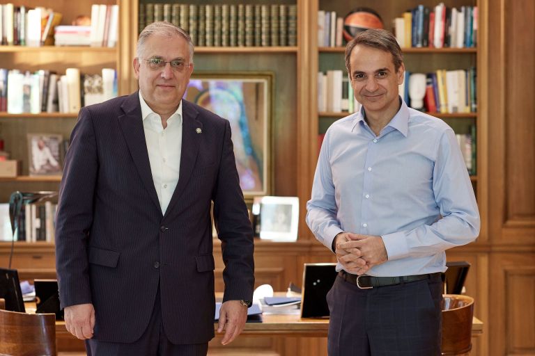 Συνάντηση Μητσοτάκη – Θεοδωρικάκου: Θα είναι υποψήφιος Βουλευτής στο Νότιο Τομέα
