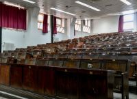 Γιατί όχι στα βιομηχανικά διδακτορικά;