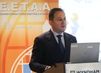Πέτσας: “Σήμερα υλοποιούνται σε όλη τη χώρα έργα αθλητικών υποδομών ύψους 367 εκατομμύρια ευρώ”