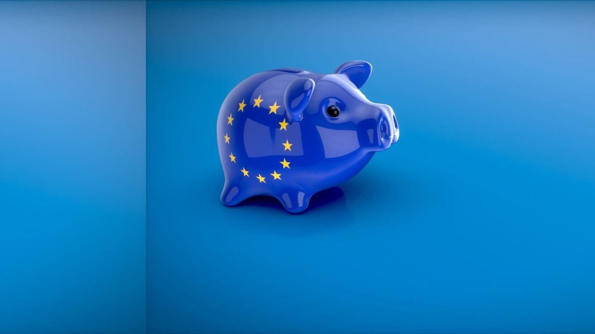 Johannes Hahn: Εκταμιεύτηκαν τα πρώτα 3,55 δισεκατομμύρια από το Ταμείο Ανάκαμψης [Infographic]