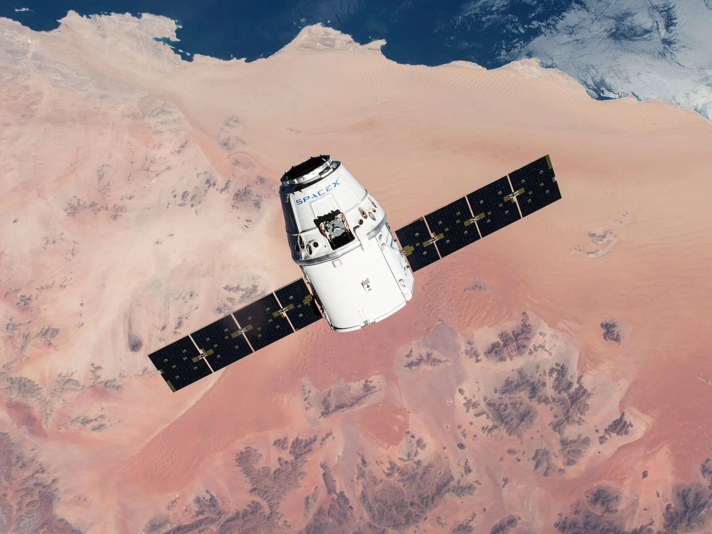 SpaceX: Τέσσερις τουρίστες ταξίδεψαν στο διάστημα