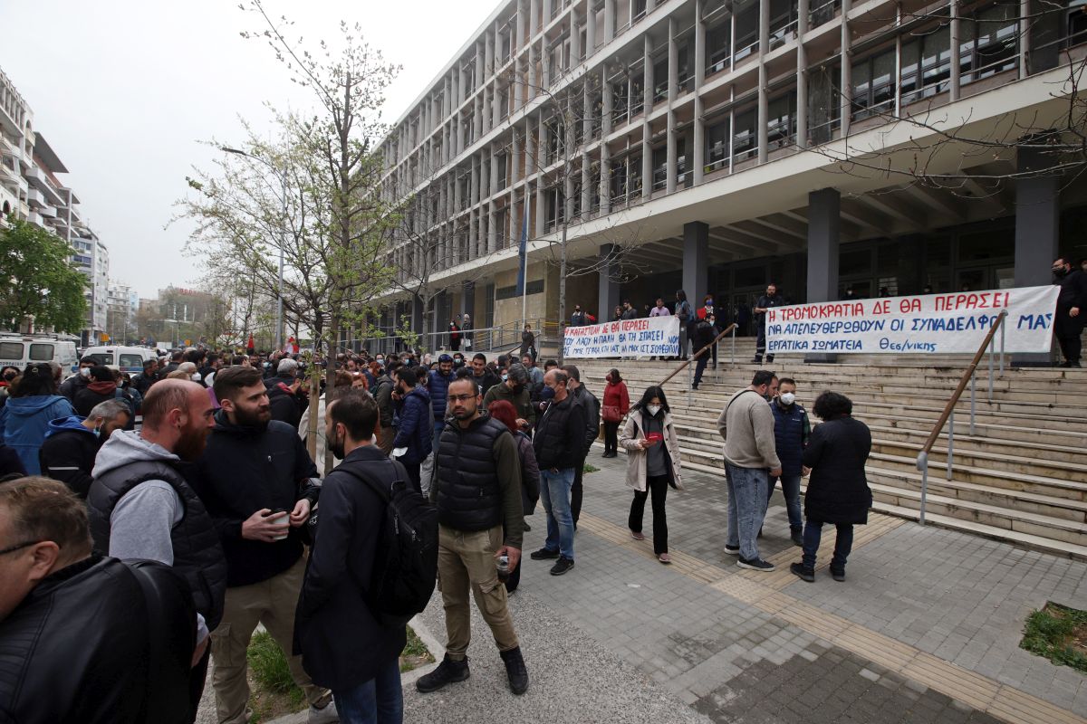 Σε τακτική δικάσιμο οι οκτώ για την ένταση σε διαδήλωση στο λιμάνι