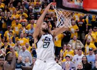 NBA: «Κάρφωσε» τους Μάβερικς ο Γκομπέρ, 3-0 οι Σέλτικς