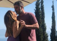 Δέσποινα Βανδή – Βασίλης Μπισμπίκης: Όμορφες στιγμές για το ερωτευμένο ζευγάρι στην Αράχωβα