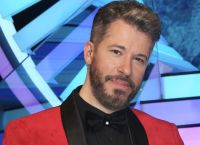 Χάρης Βαρθακούρης: Σε κρεβάτι νοσοκομείου ο τραγουδιστής Χάρης Βαρθακούρης: Σε κρεβάτι νοσοκομείου ο τραγουδιστής
