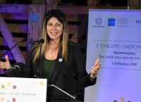 Ζαχαράκη: “Βλέπουμε σημαντική ανάκαμψη στον τομέα των κρατήσεων”