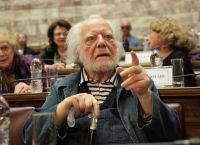 Ροβήρος Μανθούλης: Πέθανε ο σπουδαίος σκηνοθέτης και συγγραφέας
