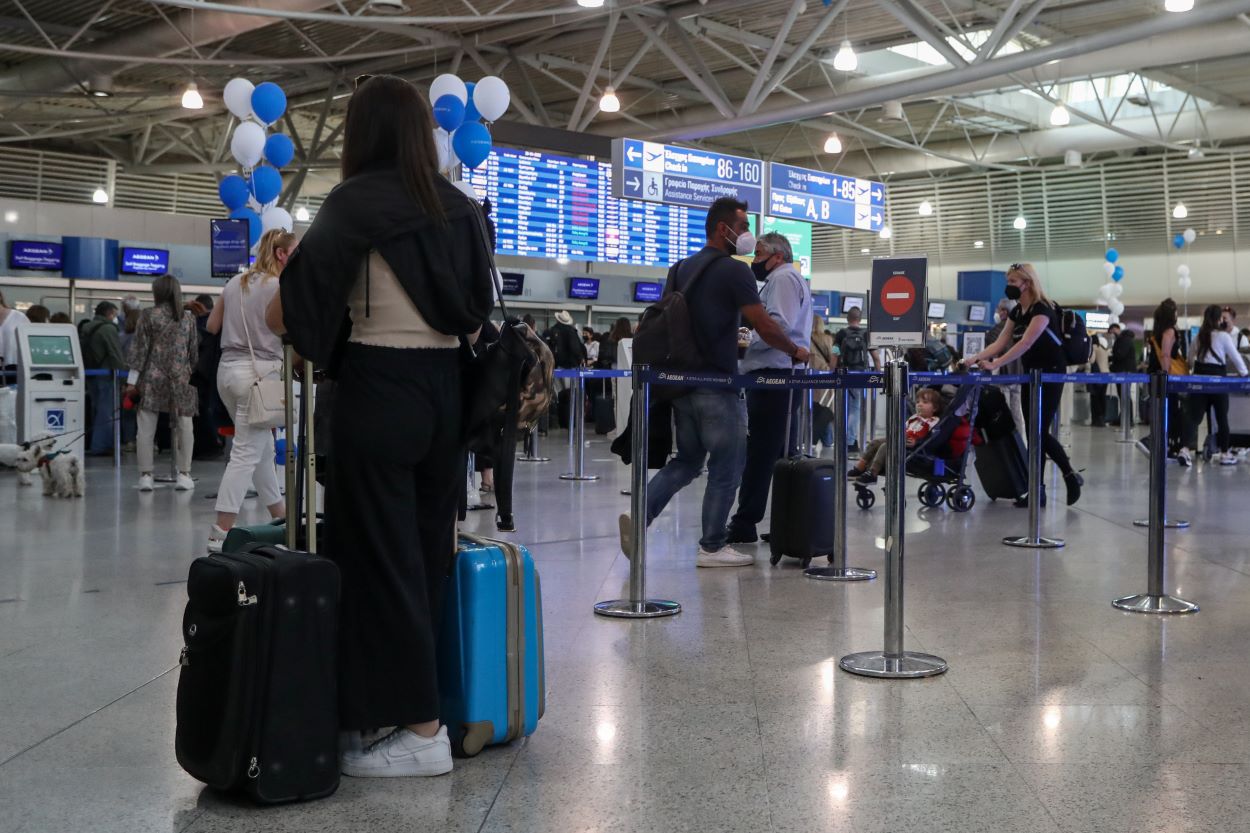 Επιβατική κίνηση ελληνικών αεροδρομίων: “Απογείωση” το πρώτο τετράμηνο του 2022